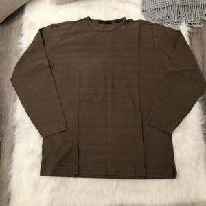 Metropolitan View Large Long Sleeve Crewneck Shirt